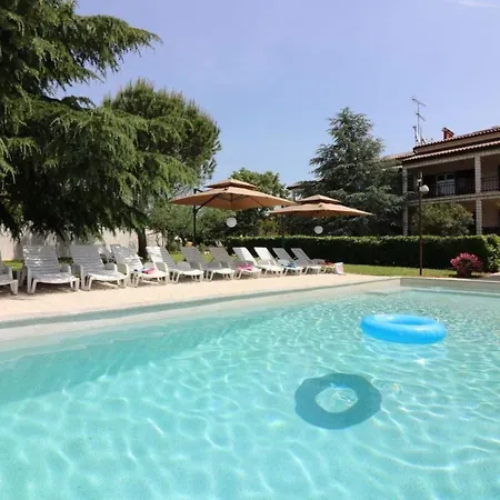 Lorena Mit Salzwasser-pool In *